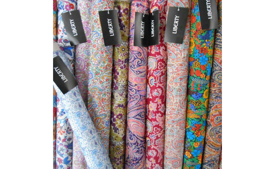 Liberty Fabrics Tana Lawn布料與優雅設計的完美結合 Liberty Fabrics Tana Lawn布料與優雅設計的完美結合